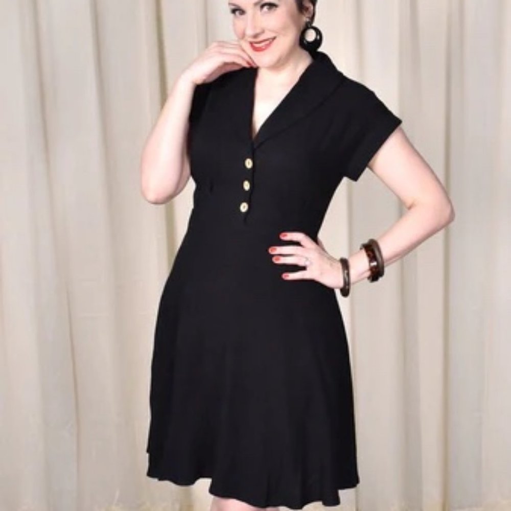 Hell Bunny Sahara Little Black Dress— with cool wooden buttons— size UK 16 (XL)